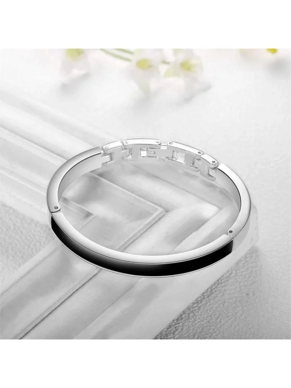 Women's Silver Analog Quartz Crystal Bangle Jewelry 4 Bracelets Set Wrist Watch